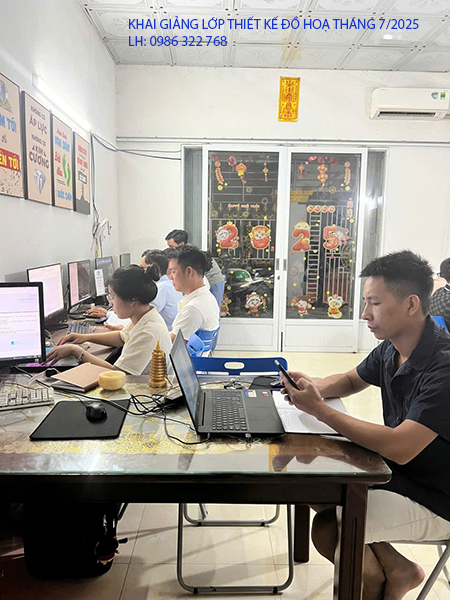 Khai giảng khoá học thiết kế đồ hoạ tháng 7 năm 2025